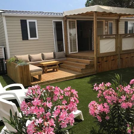 Mobil Home Camping Le Mar Estang Bord De Plage Canet-en-Roussillon Exterior photo